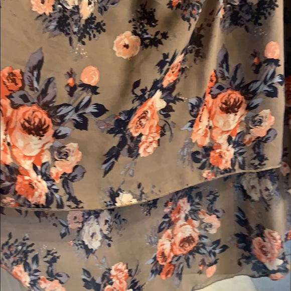 Skirt - Picture 5 of 5